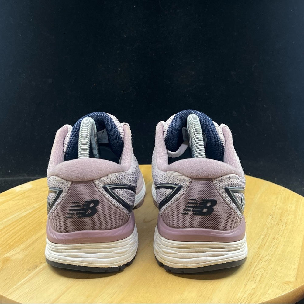 New Balance Women's Fresh Foam 880 V12 Running Shoe,Violet Shadow/Lilac Size 8.5 - Picture 5 of 9